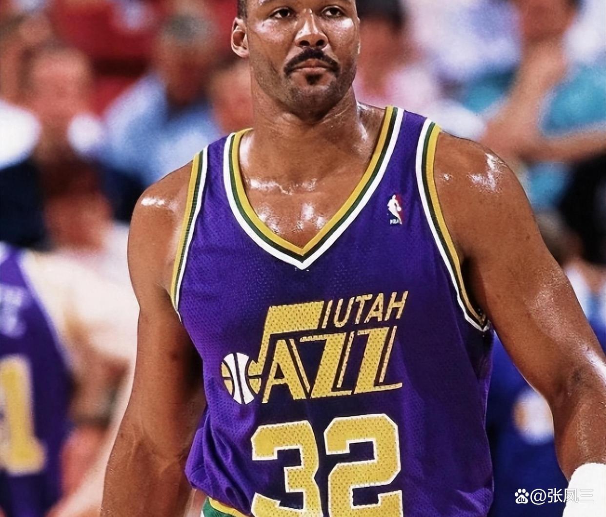 犹他爵士迎全明星赛关键赛，转会期单刀错失，震撼外界，临场指挥获称赞