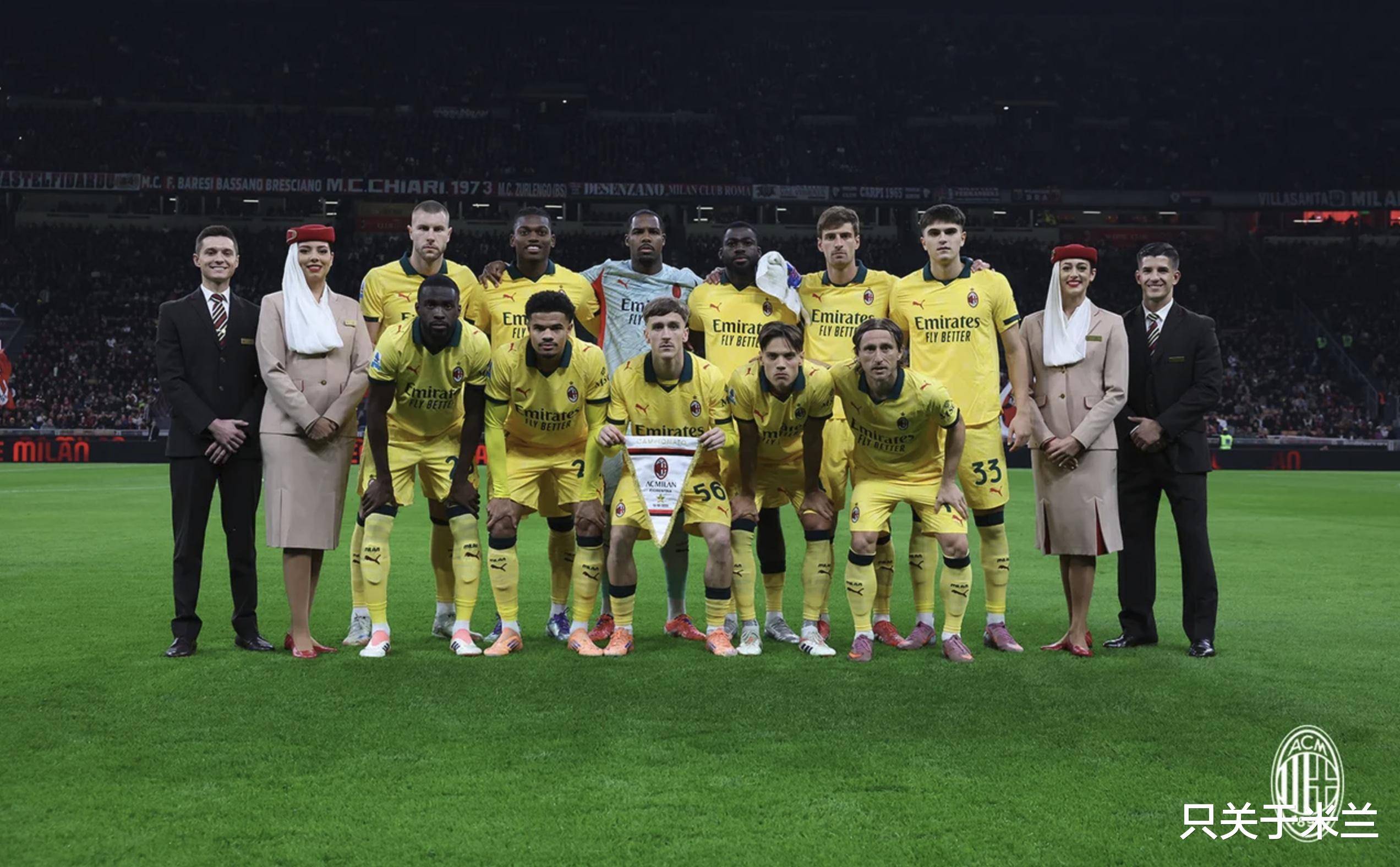 欧冠冲刺阶段再迎强敌，纽约尼克斯更衣室发声，主帅态度——球迷炸锅，身体对抗强度拉满的简单介绍