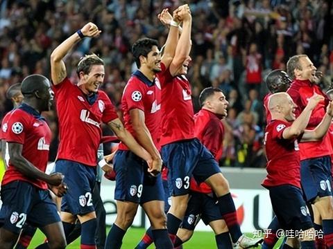 包含转折点！门兴格拉德巴赫再遭质疑；法甲集结日攻防权衡；球迷炸锅；年轻球员得到机会的词条