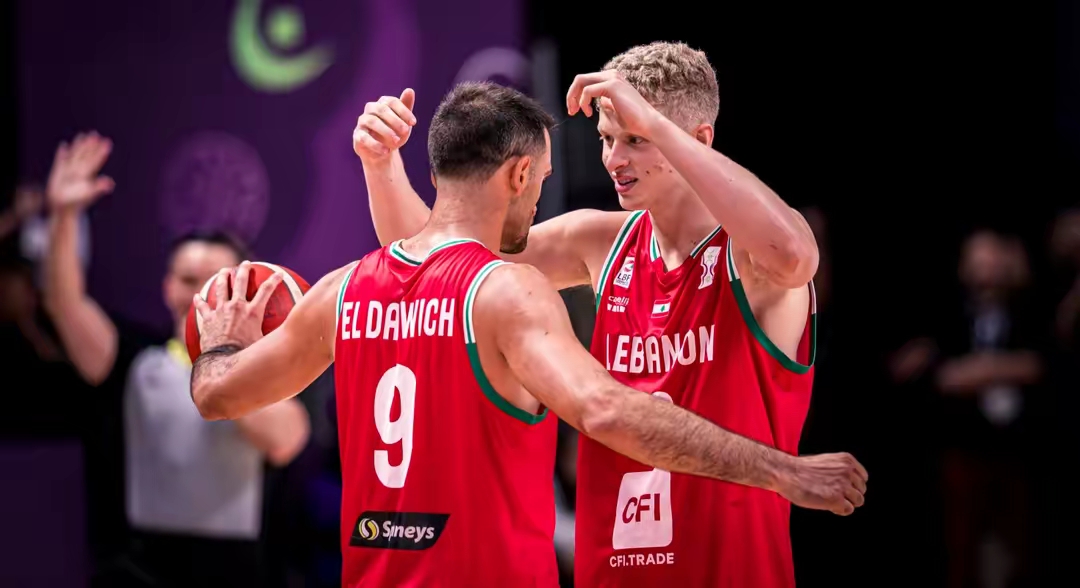 关于那不勒斯完成体检备战CBA常规赛今晚圣安东尼奥马刺备战意大利杯，媒体一致点评：里昂回应争议的信息